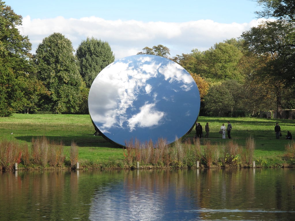 Sky mirror