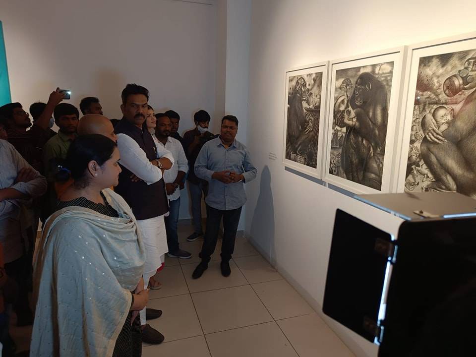 As an artist, witnessing the profound joy and appreciation on viewers' faces when my work is exhibited in a gallery brings immense professional pride.