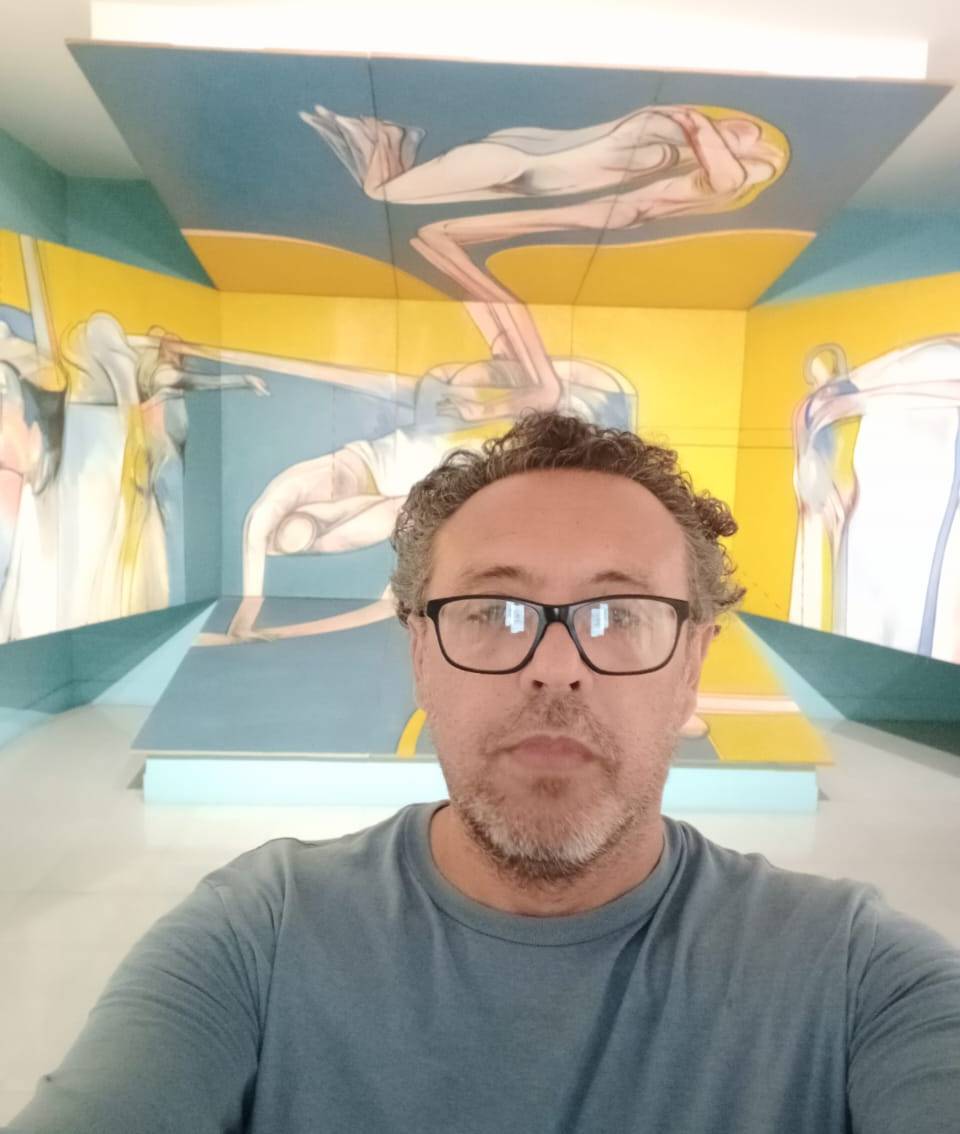 around-art