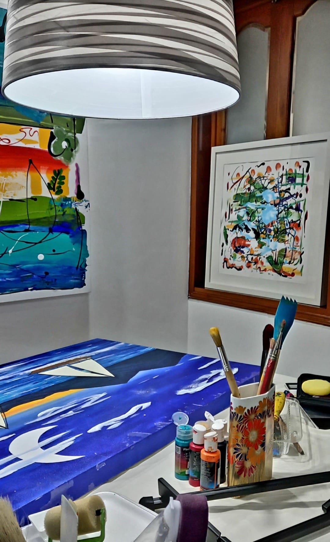 Estudio y mucho color